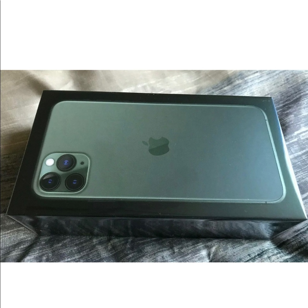 iPhone 11 Pro Max midnight green 512gb Unlocked